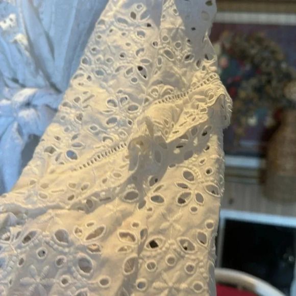 Veronica Beard Julia eyelet white long sleeve dress . Size 0. New with belt - Picture 9 of 9